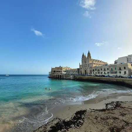 Le Julien By Shmoo Daire *