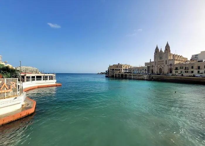 Apartment Le Julien By Shmoo