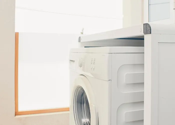 Le Julien By Shmoo * San Ġiljan